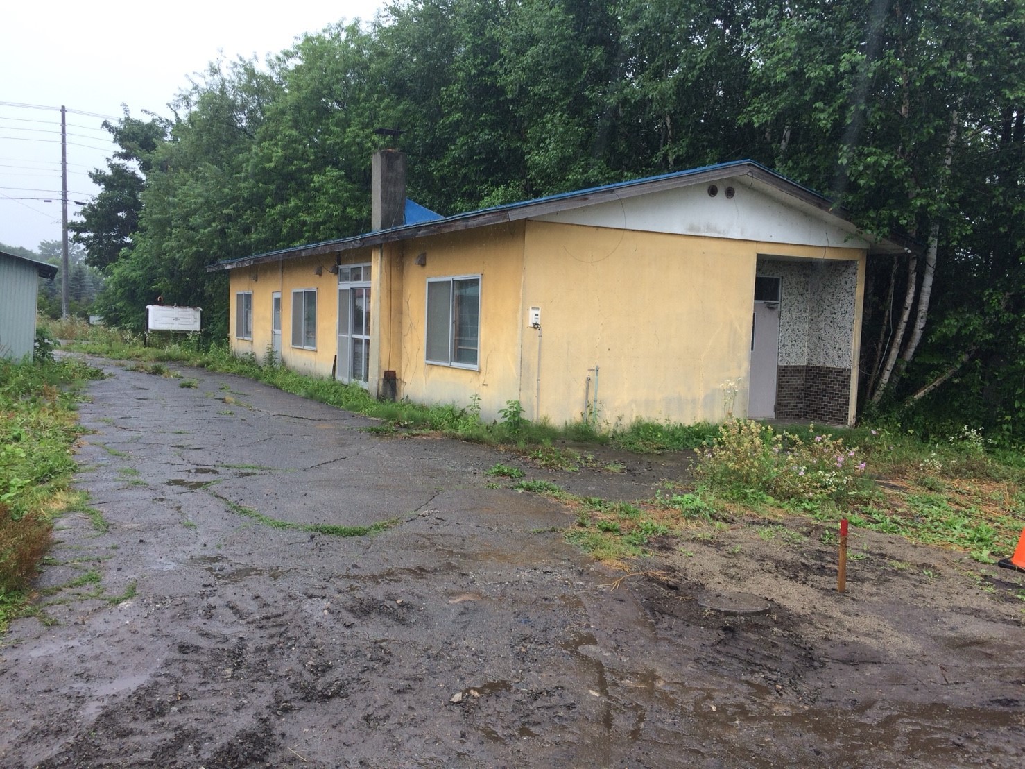 上川郡清水町南二条１２丁目の土地