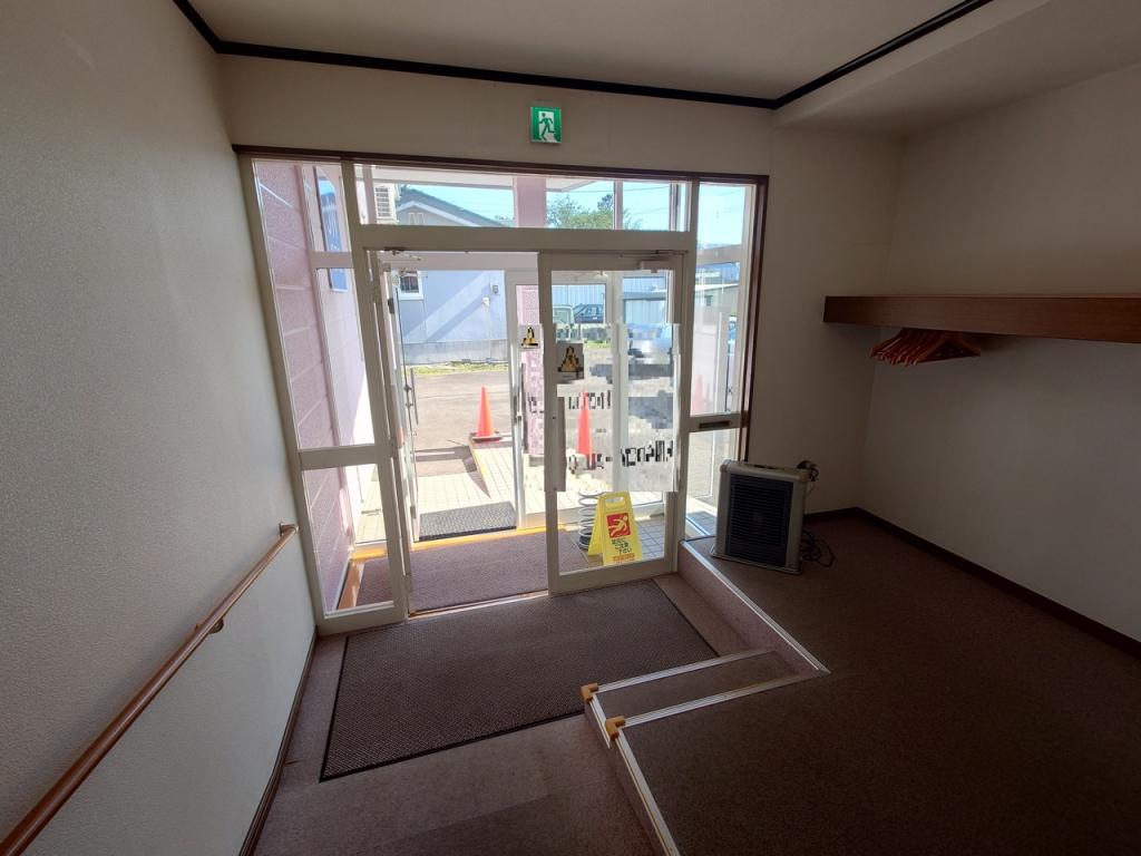 幕別町緑町　店舗兼事務所 内観