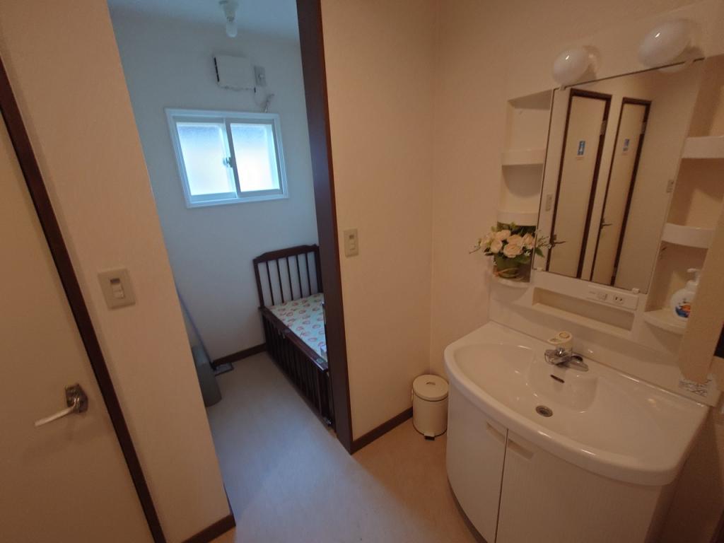 幕別町緑町　店舗兼事務所 内観