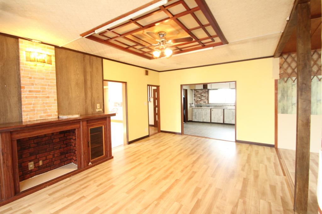 【価格改定】大空町１０丁目　中古戸建 内観