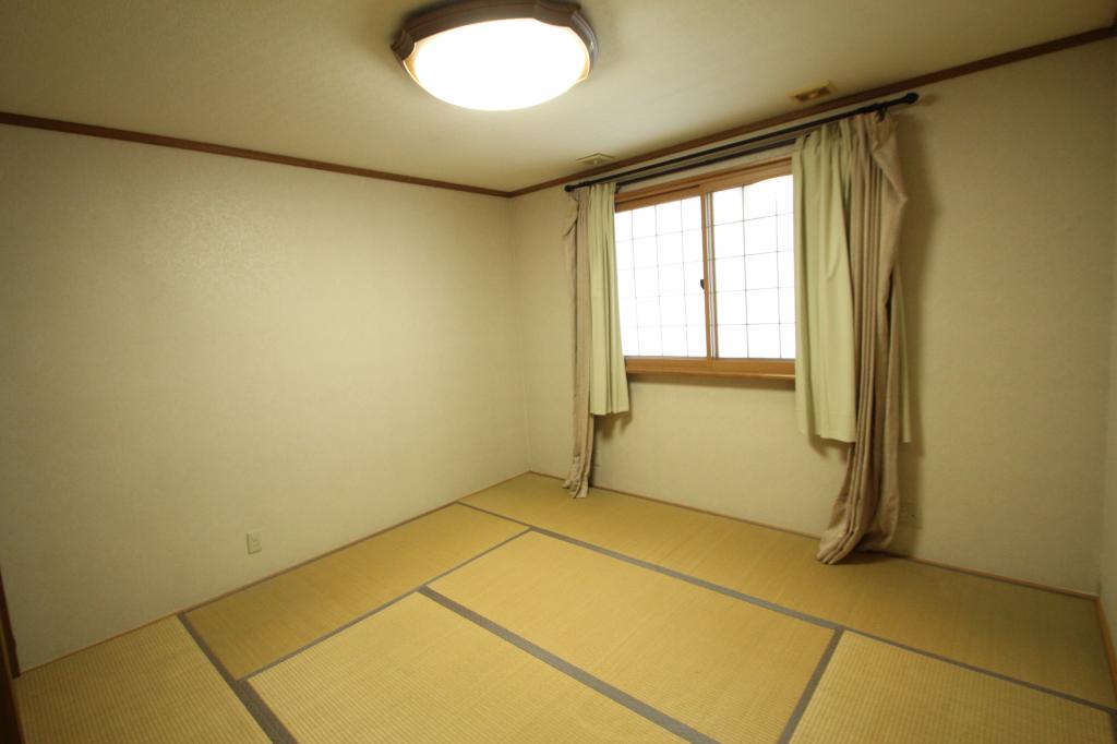 幕別町寿町　中古戸建 内観