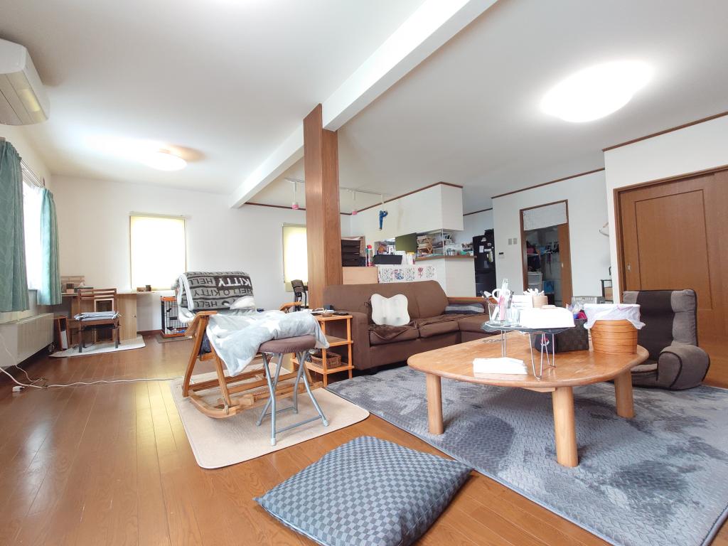 【価格改定】西１７条南３６丁目　中古戸建 内観