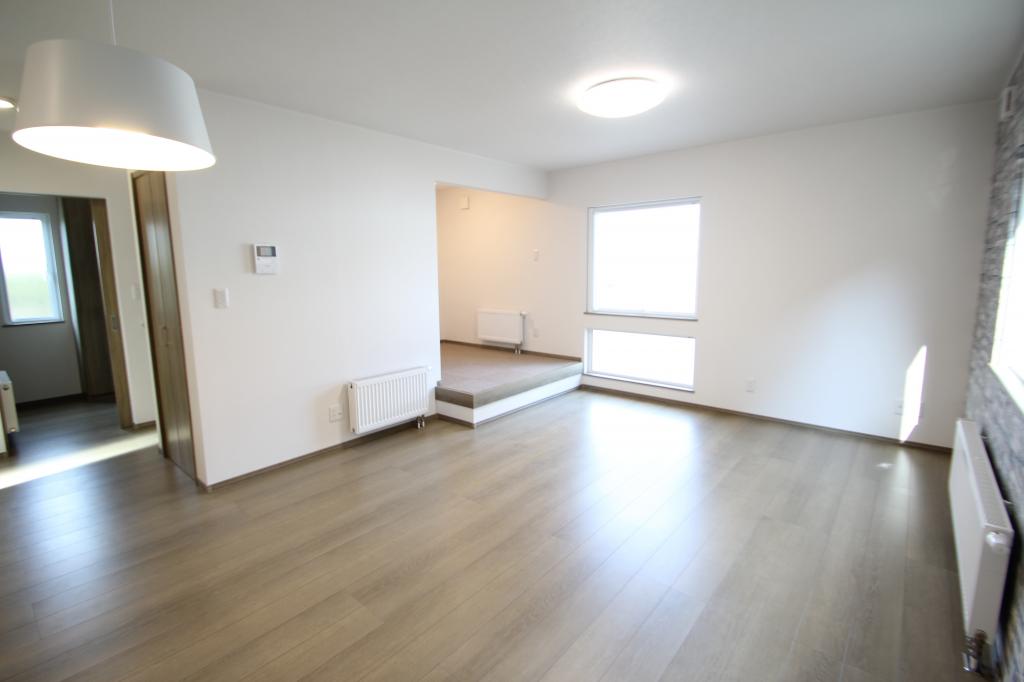 【写真追加】西１９条南３丁目　Ｂ棟　新築戸建 内観