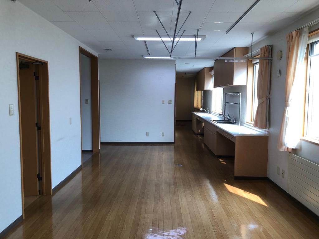 【価格改定】鹿追町新町１丁目　売店舗 内観