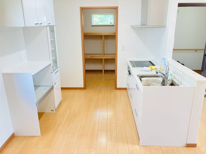 西１９条南５丁目　中古平家 内観