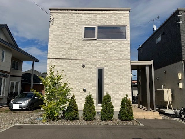 西１２条南３４丁目　分譲住宅１号棟