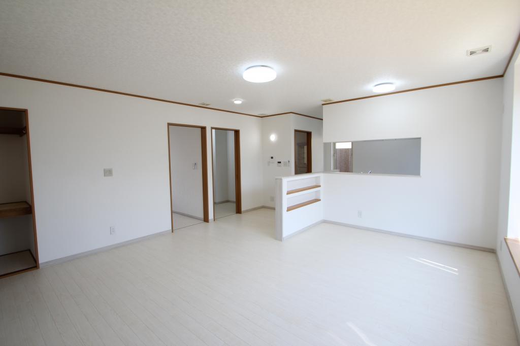 【写真追加】芽室町東１０条７丁目☆平家☆リフォーム住宅 内観