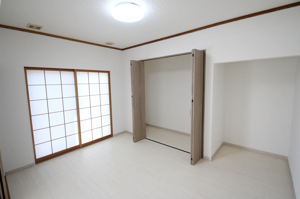 【写真追加】芽室町東１０条７丁目☆平家☆リフォーム住宅 内観