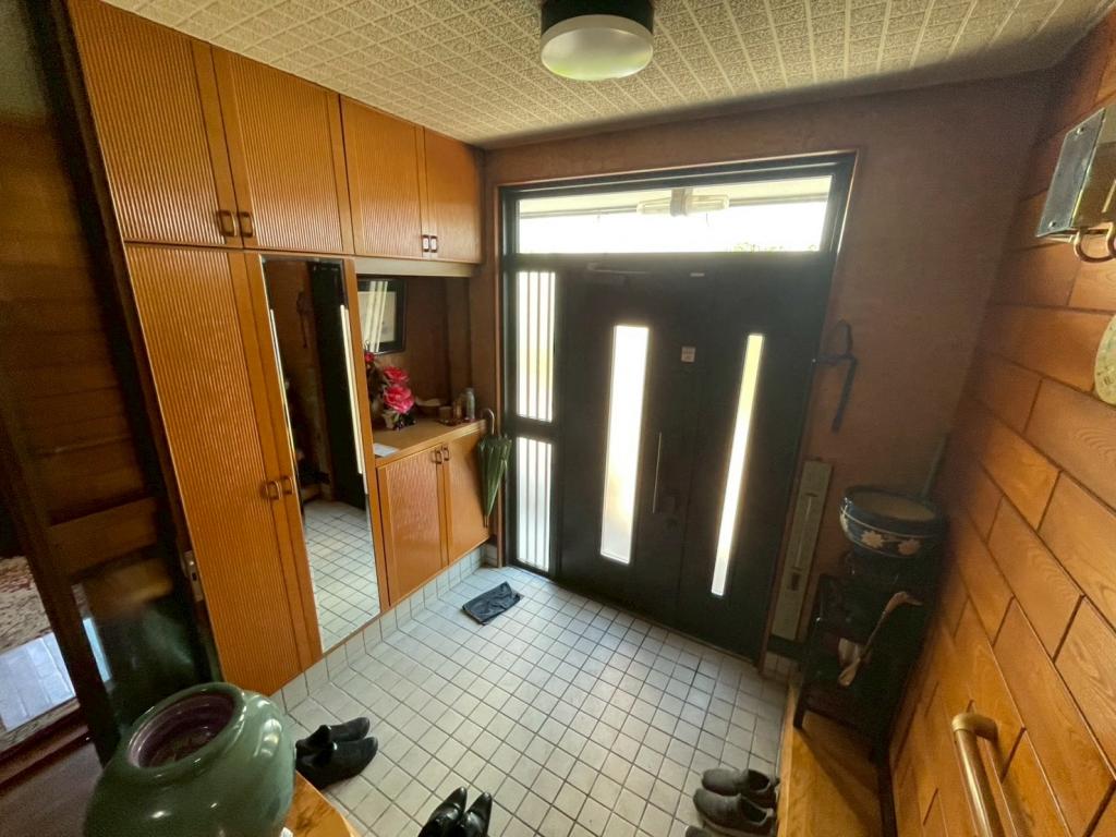 東６条南１６丁目　中古戸建 内観