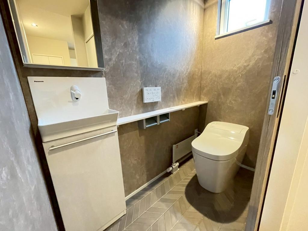 【家具家電付き！】西７条北４丁目　新築戸建 内観