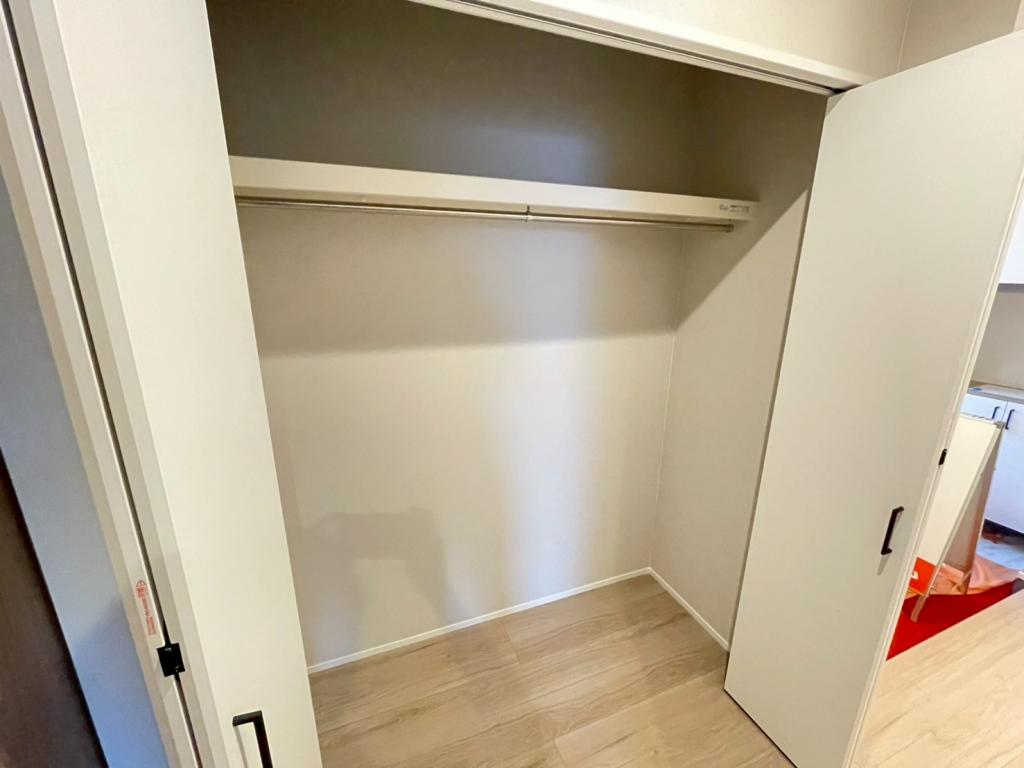 【家具家電付き！】西７条北４丁目　新築戸建 内観