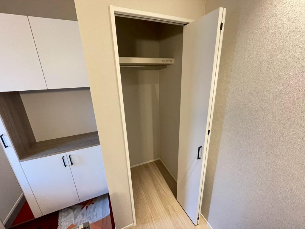 【家具家電付き！】西７条北４丁目　新築戸建 内観