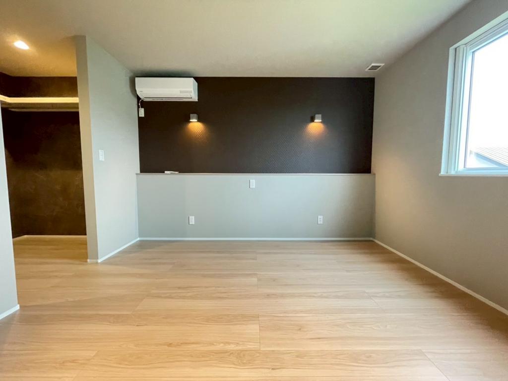 【家具家電付き！】西７条北４丁目　新築戸建 内観