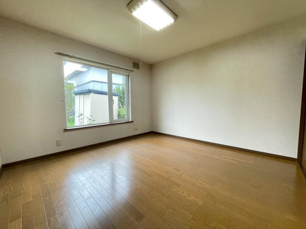 ※商談中※【敷地広々な平家♪】柏林台東町5丁目　中古戸建  内観