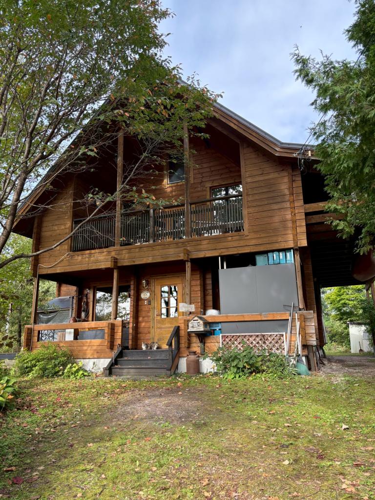 芽室町西士狩北７線　店舗付中古住宅