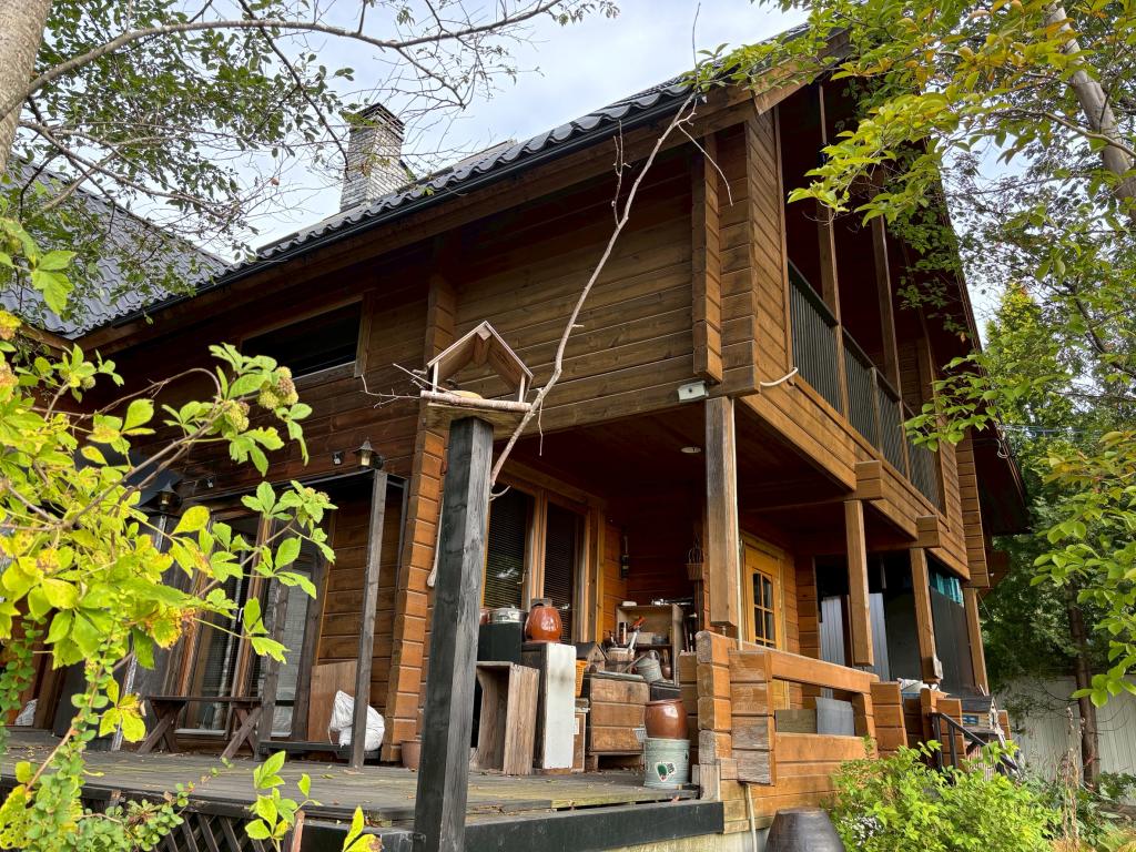 ※商談中※芽室町西士狩北７線　店舗付中古住宅 内観