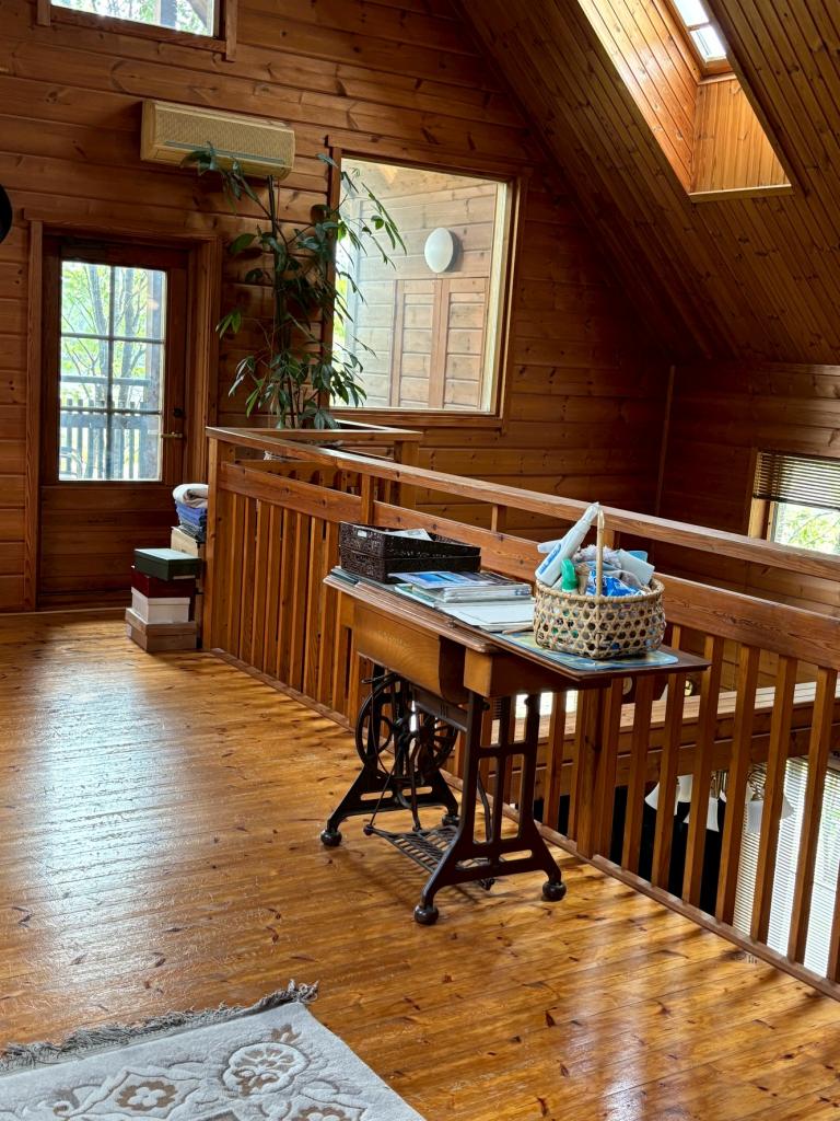 ※商談中※芽室町西士狩北７線　店舗付中古住宅 内観