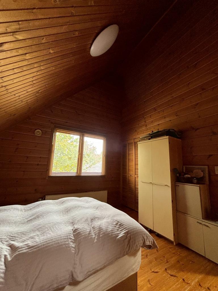 ※商談中※芽室町西士狩北７線　店舗付中古住宅 内観