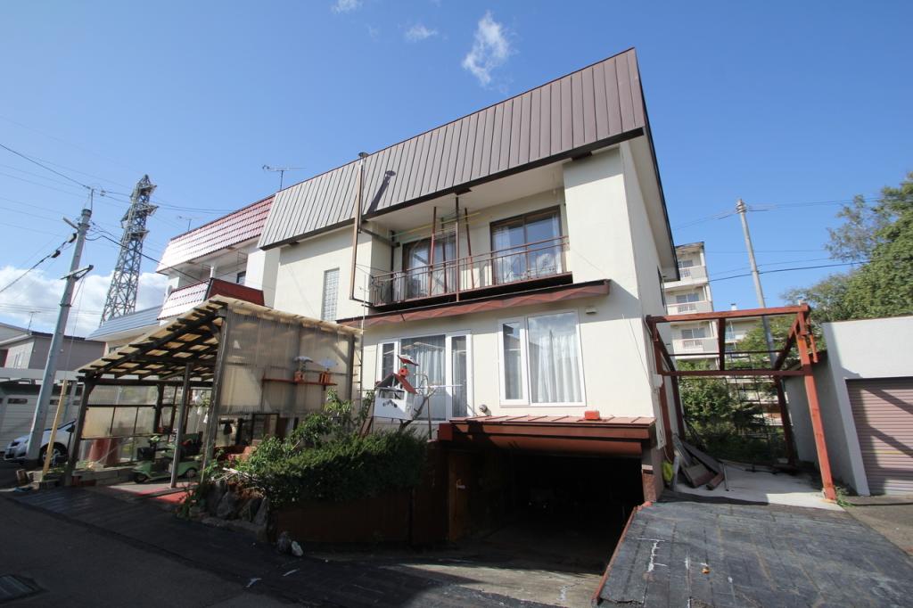 【写真追加】大通南３４丁目　中古戸建 内観