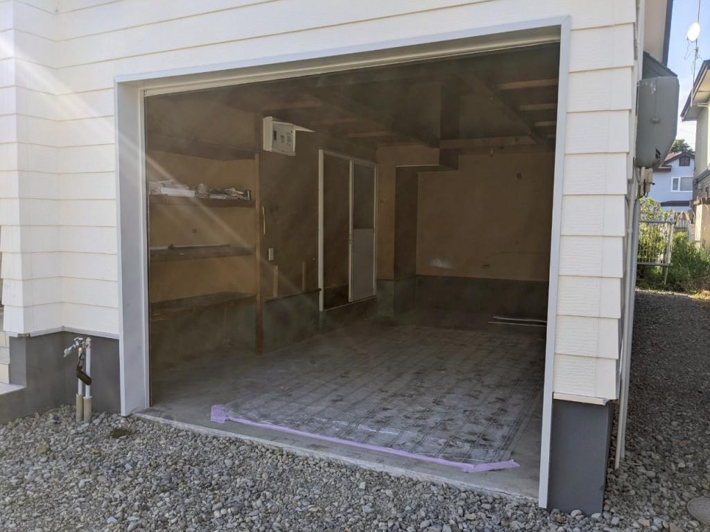 【価格改定】【家具付き♪】西２３条南３丁目　リフォーム物件 内観