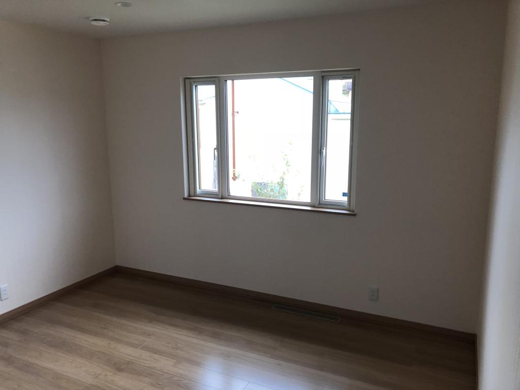 東６条南３丁目　中古戸建 内観