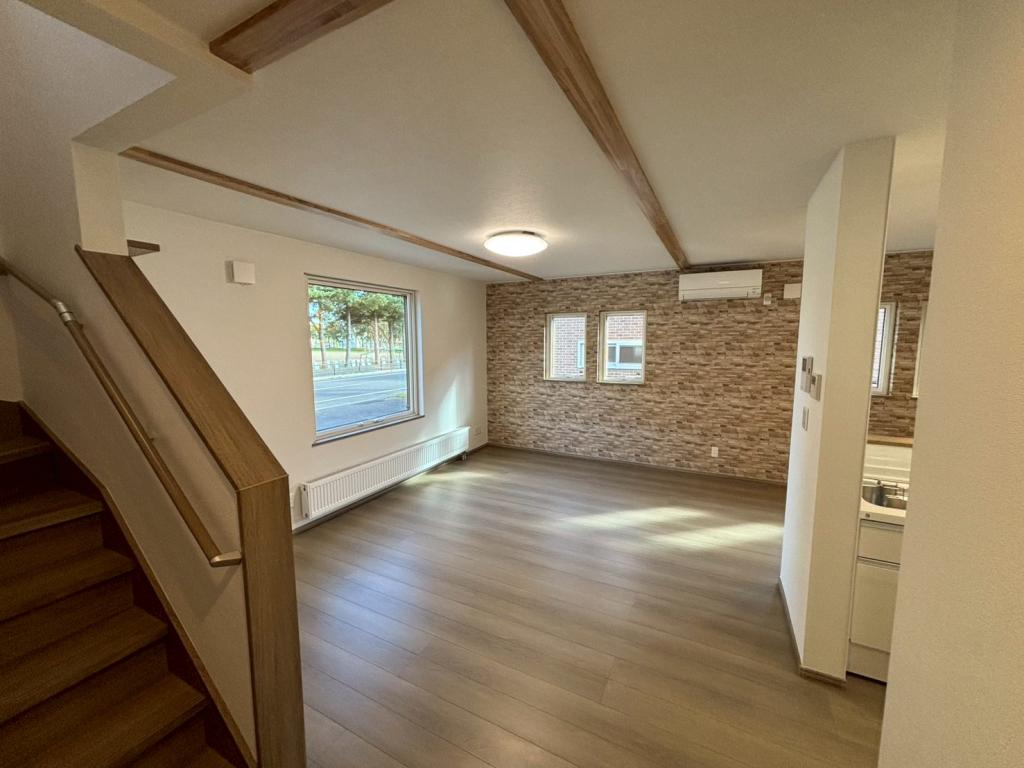 ※商談中※【写真追加】西８条南２丁目　新築戸建 内観