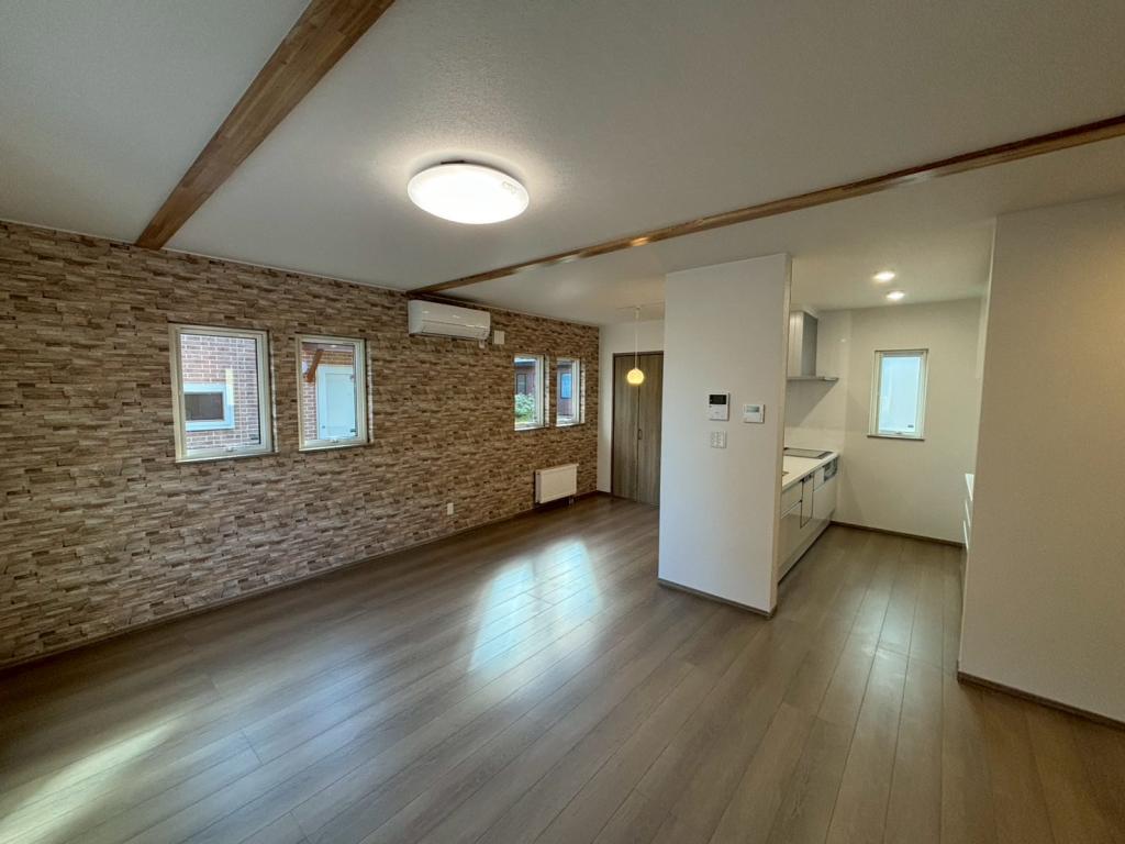 ※商談中※【写真追加】西８条南２丁目　新築戸建 内観