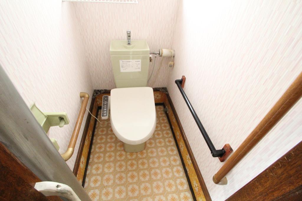 【写真追加】大通南３４丁目　中古戸建 内観