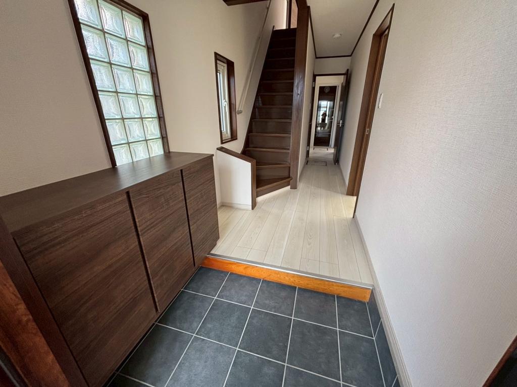 ※商談中※西１９条南４丁目　リフォーム住宅 内観