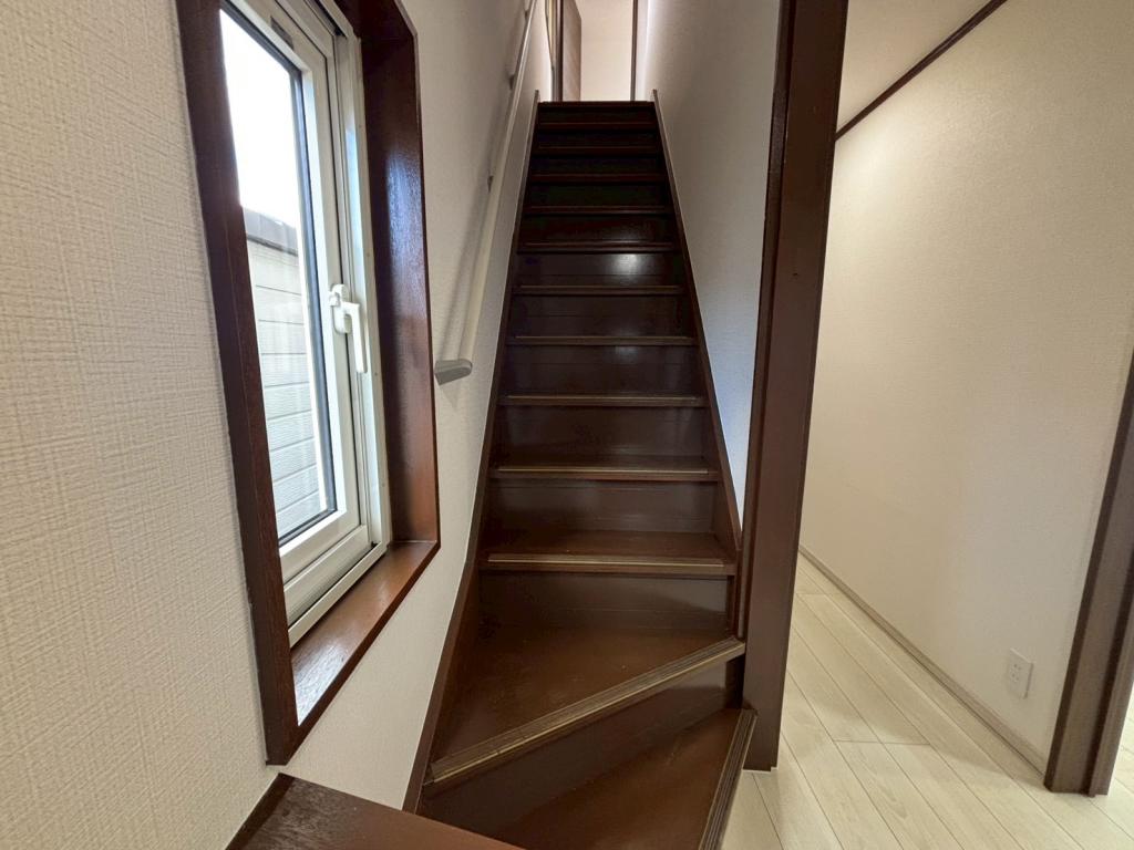 ※商談中※西１９条南４丁目　リフォーム住宅 内観