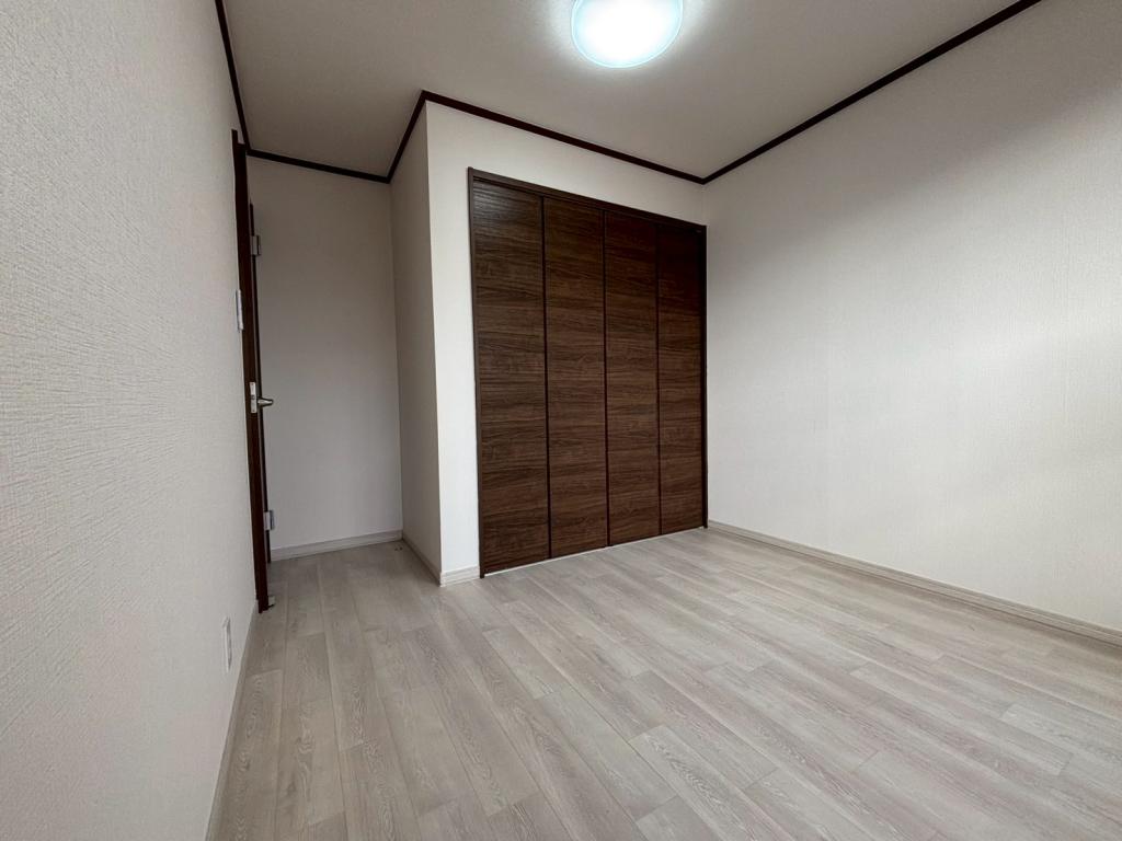 ※商談中※西１９条南４丁目　リフォーム住宅 内観