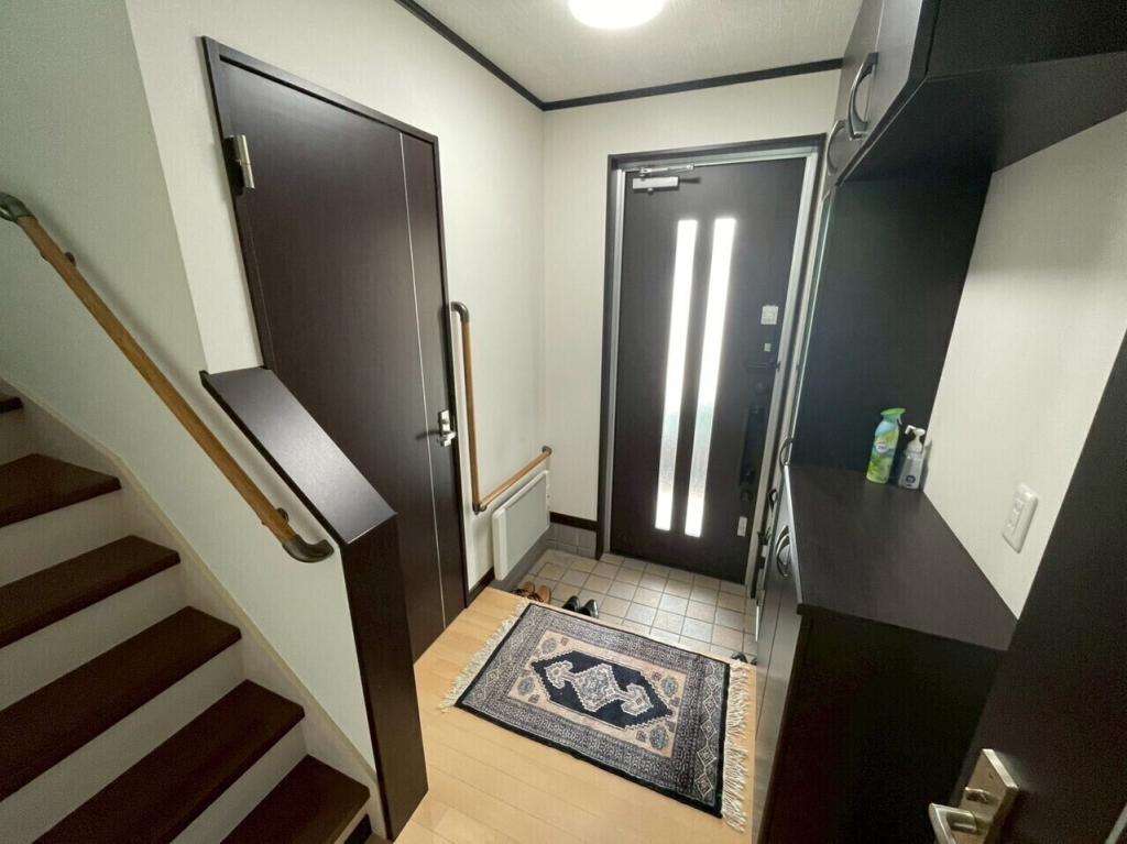 自由が丘５丁目　二世帯中古戸建 内観