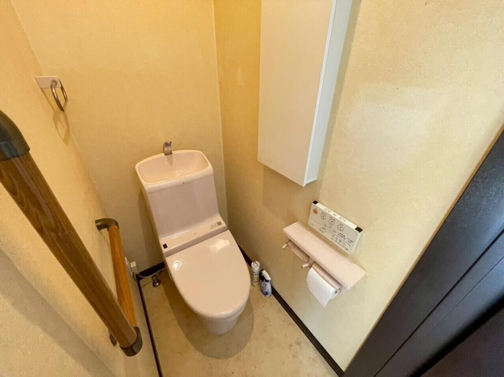 自由が丘５丁目　二世帯中古戸建 内観