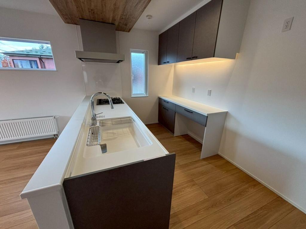 【写真追加】東７条南２３丁目　Ａ棟　新築戸建 内観