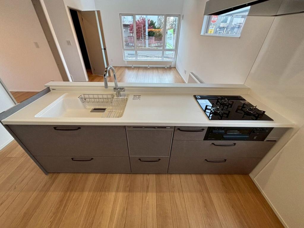 【写真追加】東７条南２３丁目　Ａ棟　新築戸建 内観