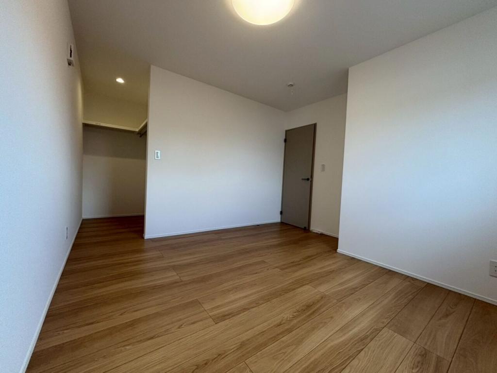 【写真追加】東７条南２３丁目　Ａ棟　新築戸建 内観