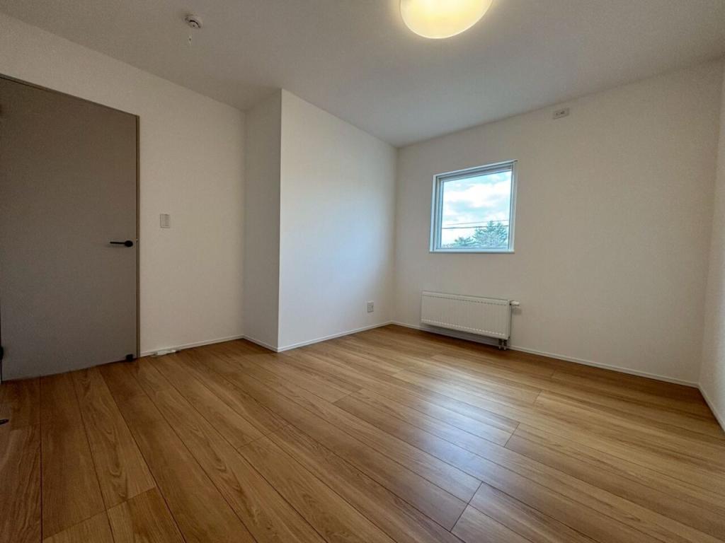 【写真追加】東７条南２３丁目　Ａ棟　新築戸建 内観