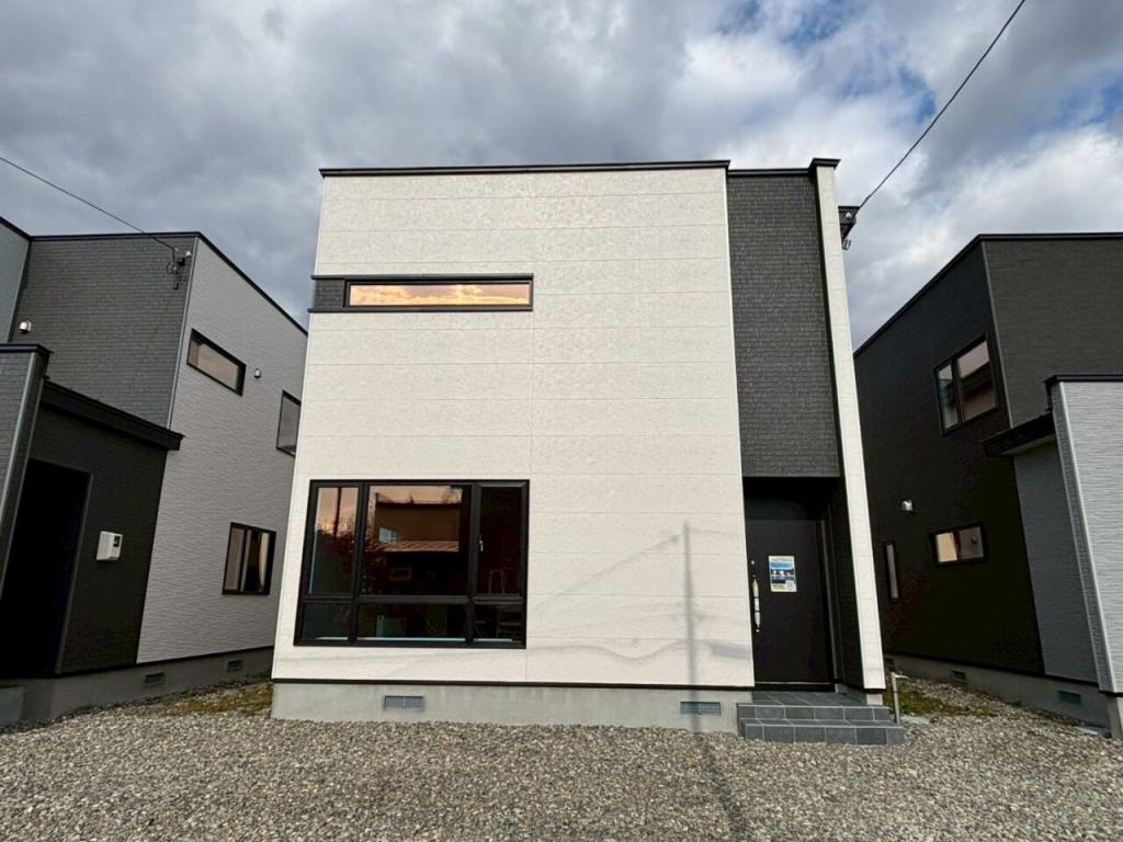 【写真追加】東７条南２３丁目　Ｂ棟　新築戸建 内観