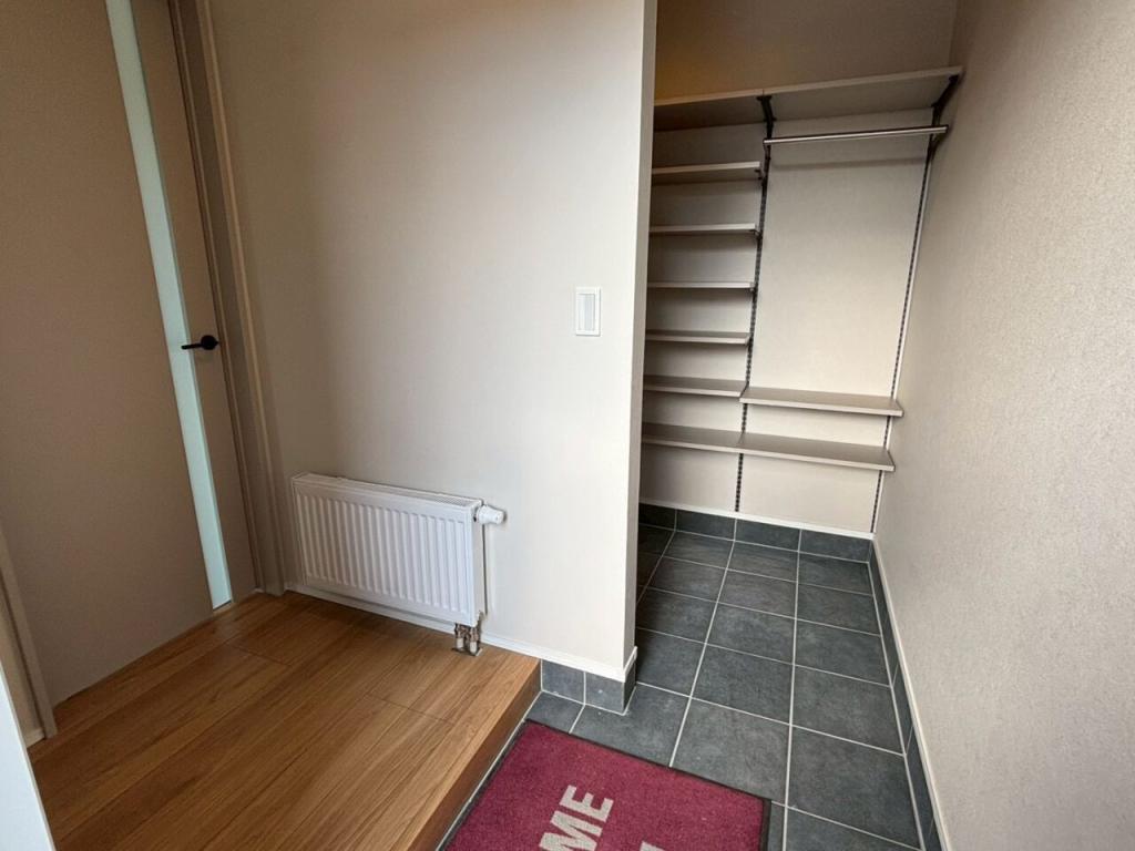 【写真追加】東７条南２３丁目　Ｂ棟　新築戸建 内観