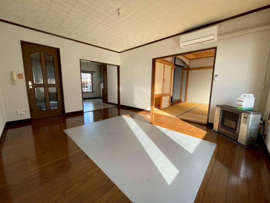 西２４条南３丁目　中古戸建 内観