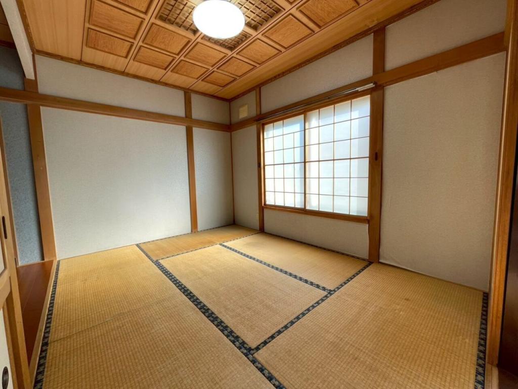 西２４条南３丁目　中古戸建 内観