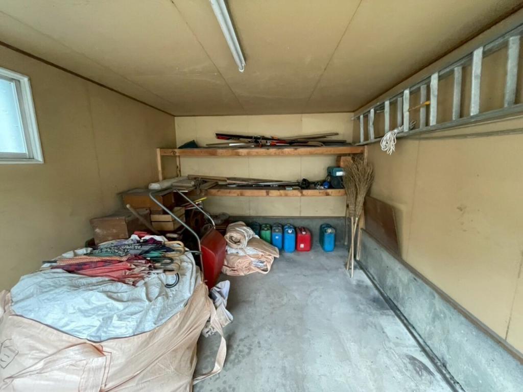 西１０条南３３丁目　中古戸建 内観