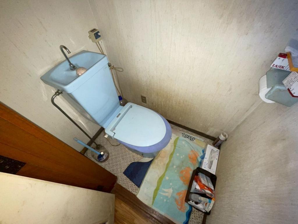 西１０条南３３丁目　中古戸建 内観