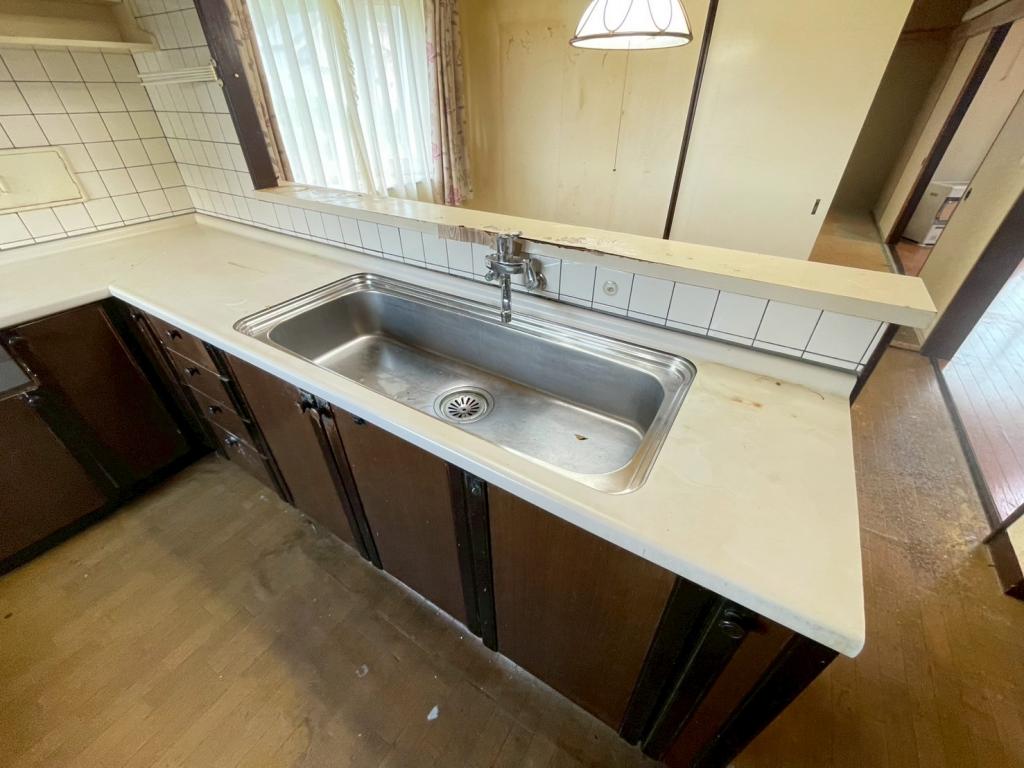 【価格改定】池田町字旭町４丁目　中古戸建 内観