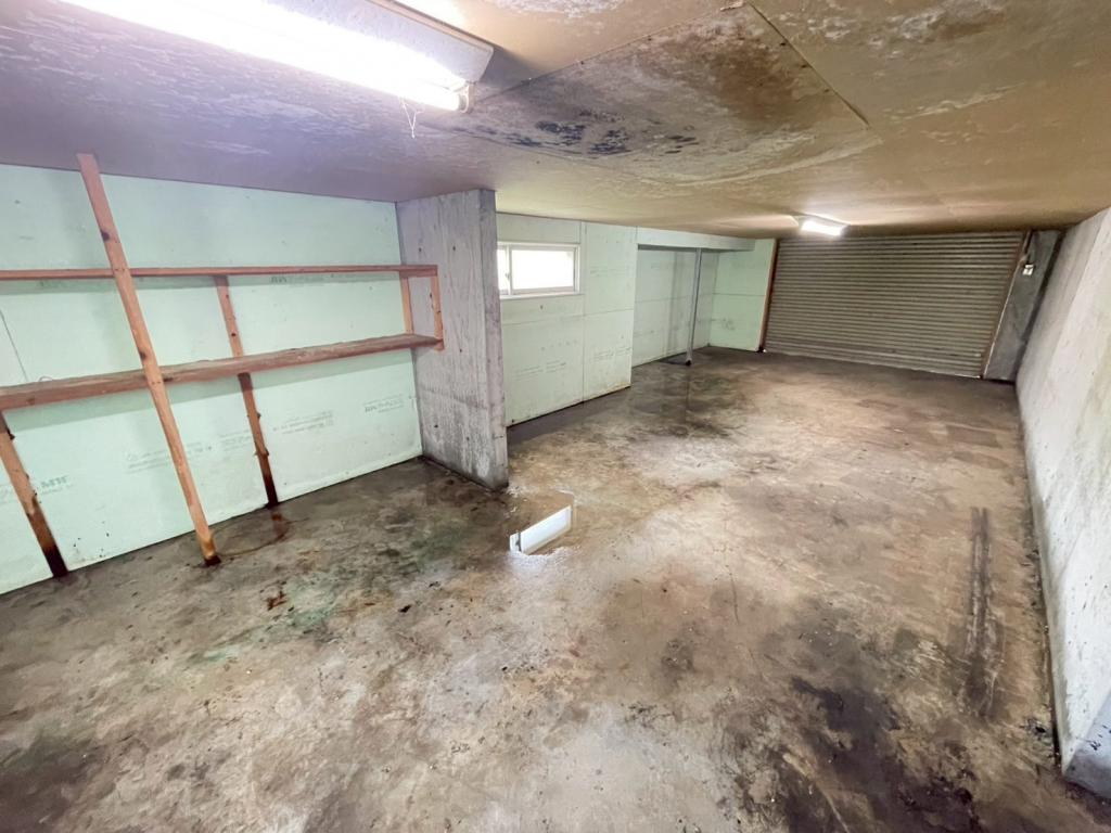 【価格改定】池田町字旭町４丁目　中古戸建 内観