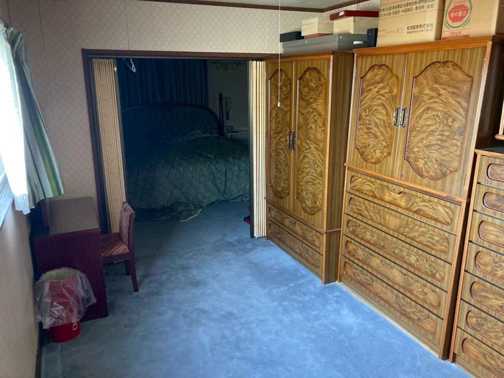 浦幌町字幸町　店舗付き住宅 内観