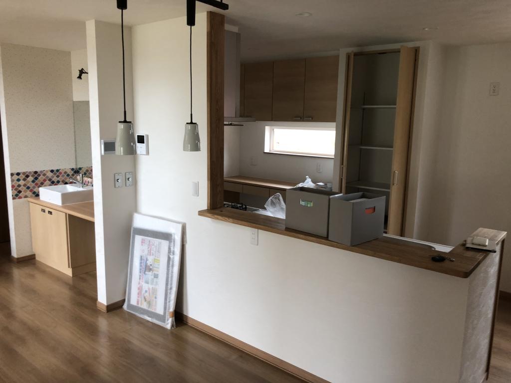 東６条南３丁目　中古戸建 内観