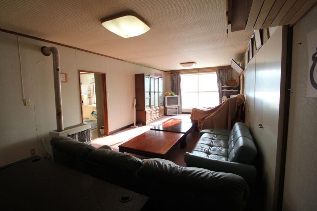 鹿追町泉町１丁目　中古戸建 内観