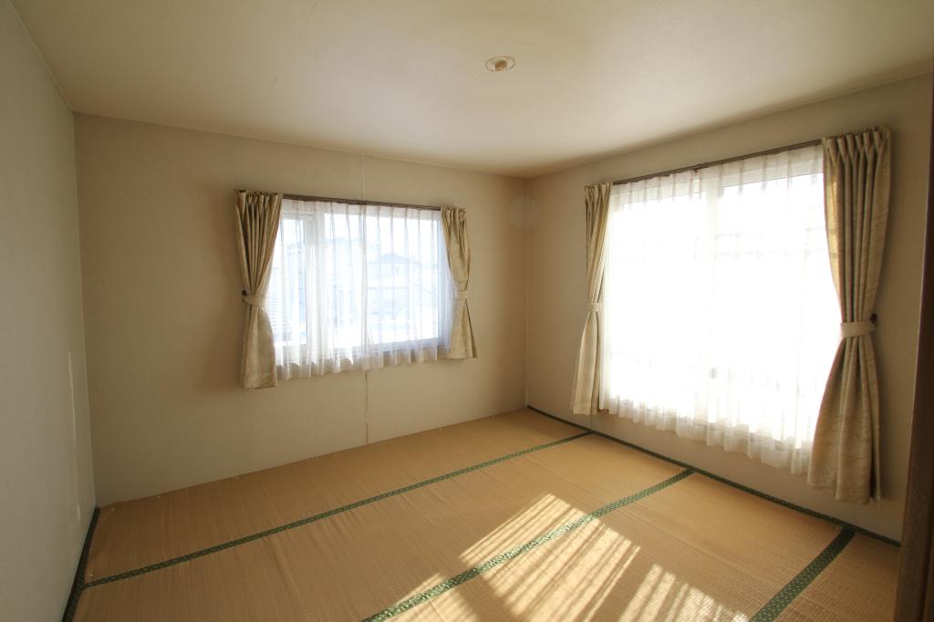 西１３条南２丁目　中古戸建 内観