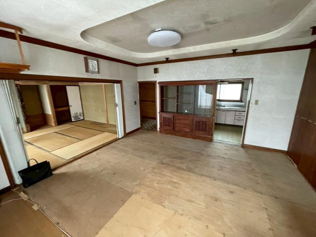 士幌町字士幌西１線　中古戸建 内観